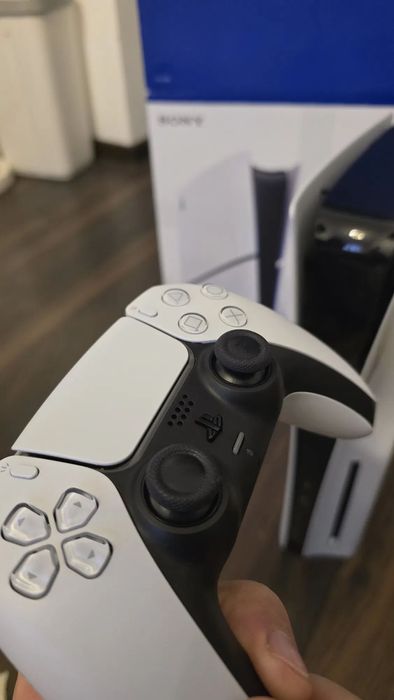 PlayStation 5 slim disk 1 tb