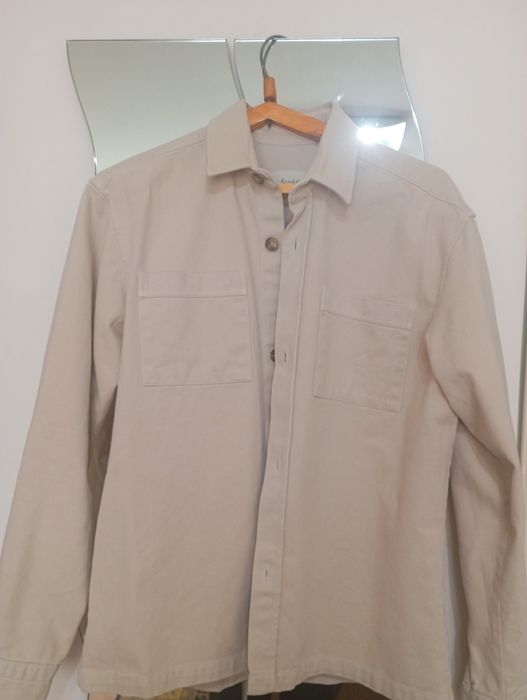 Продам джинсовую рубашку от Forét