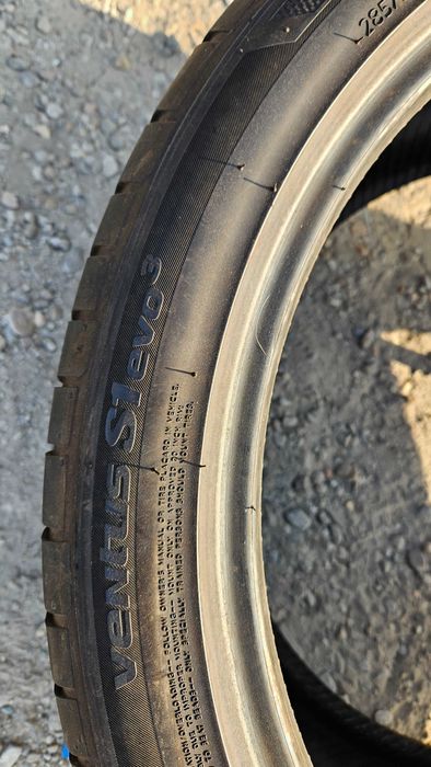 SET 4 Anvelope Vara 255/40 R20 + 285/35 R20 HANKOOK Ventus S1 evo 3