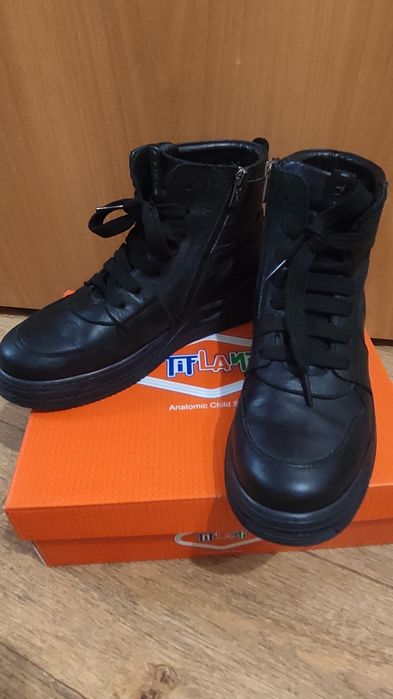 Ботинки демисезонные