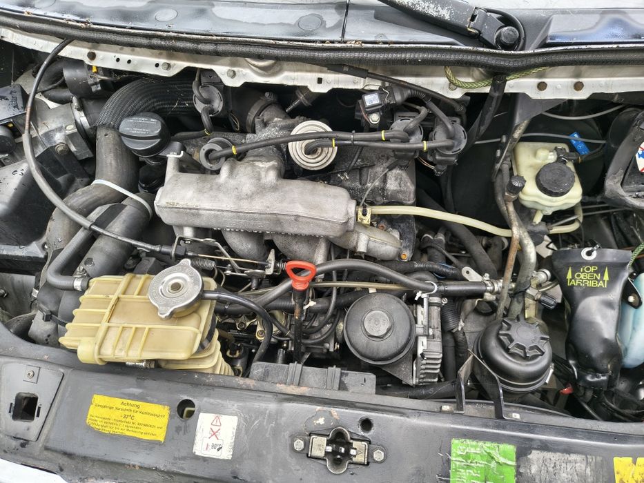 Mercedes-Benz V230TD w638