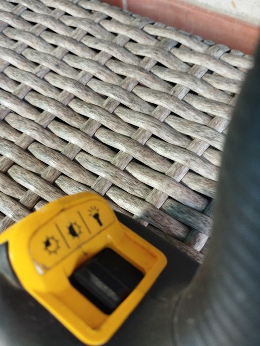 Винтоверт Dewalt DCD790 Безчетков 

Безчетков