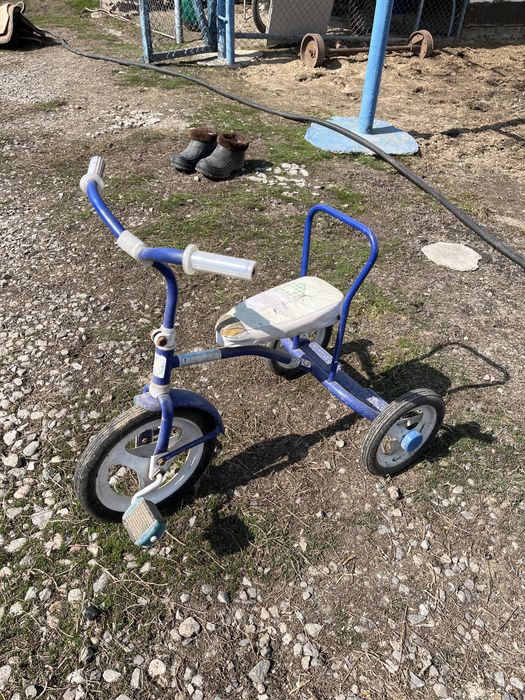 Велик для детей трехколесный