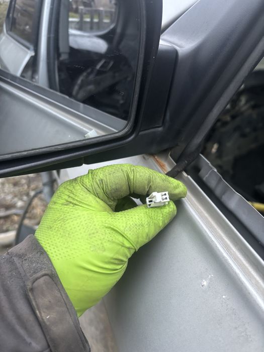 oglinda stanga hyundai tucson 2005 dezmembrari hyundai tucson