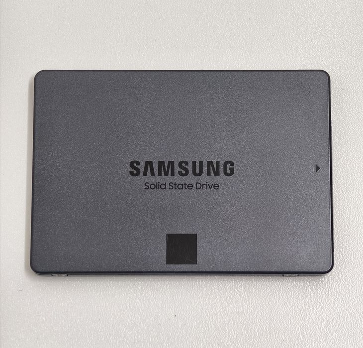 SSD 1TB Samsung si Crucial