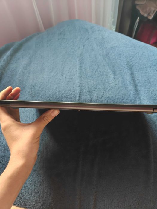 ASUS VivoBook S14