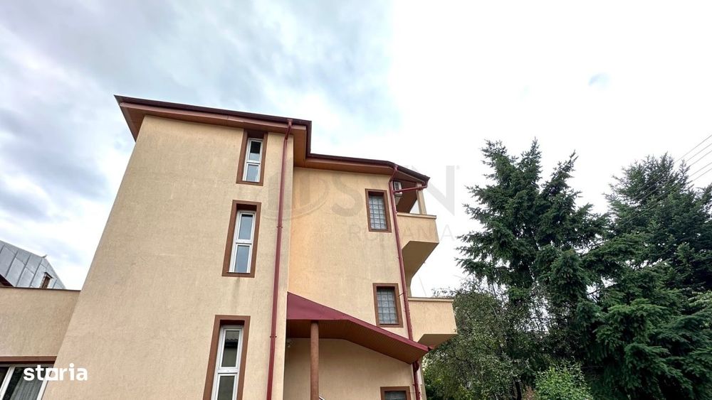 Vila 7 camere 250 mp utili Vatra Luminoasa