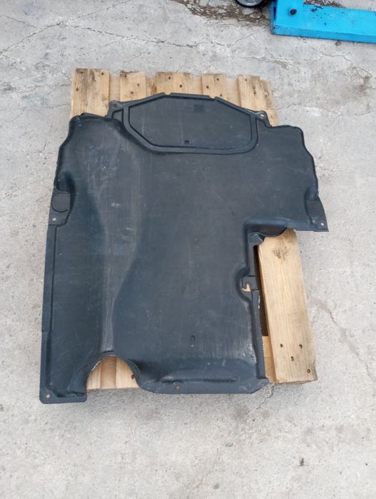 Кора под скоростна кутия Мерцедес w203 w209