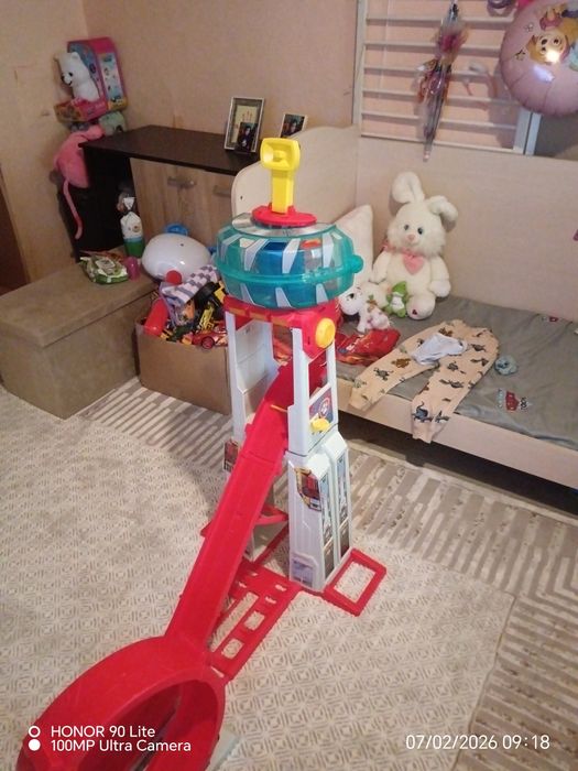 Писта на пес патрул