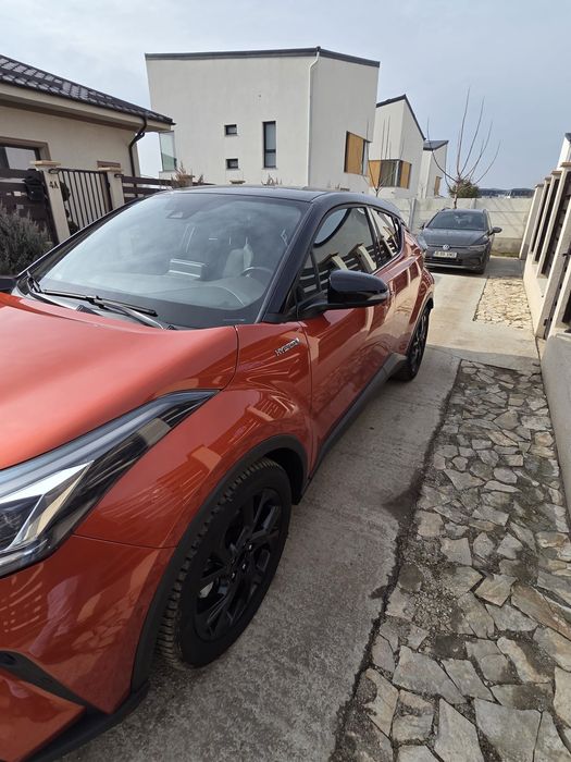 Toyota CHR 2.0 Full Hybrid