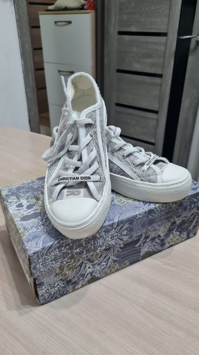 Продам обувь женскую