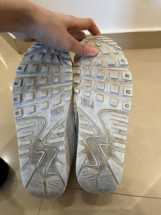 NIKE Обувки WMNS AIR MAX 90/ 41 номер