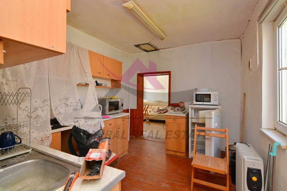 Самостоятелна къща -гр Вълчи дол