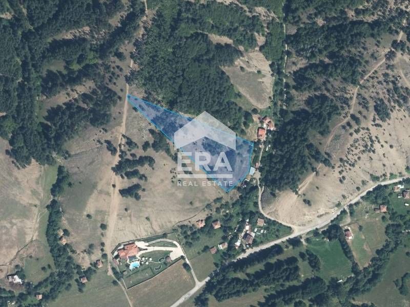 ЕРА Фаворит предлага ексклузивно живописен парцел в с. Ябланица, общ.