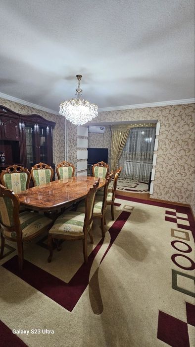 Себзор 4.хонали оилага берилади расмдаги уй хамма шароити бор