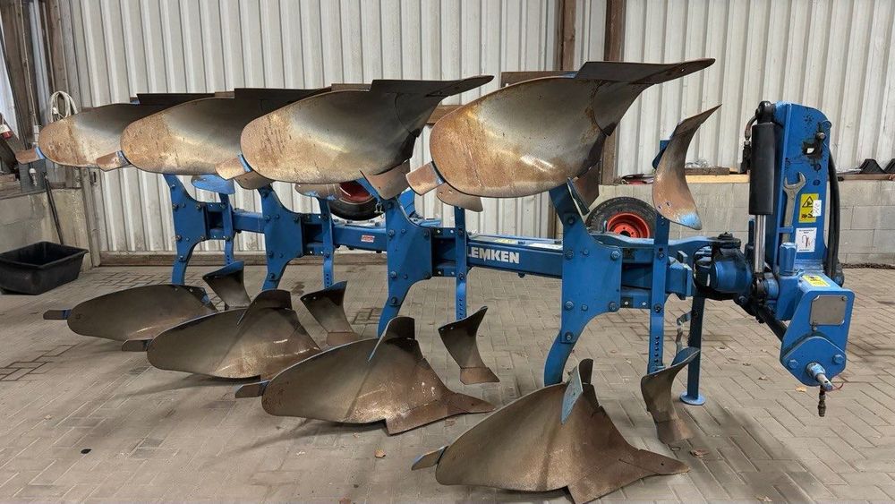 Lemken EurOpal 7. Claas Arion, Belarus, John Deere tortadi