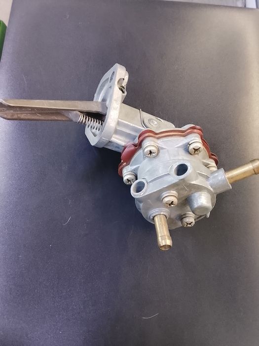 Бензанасос для УАЗ новый