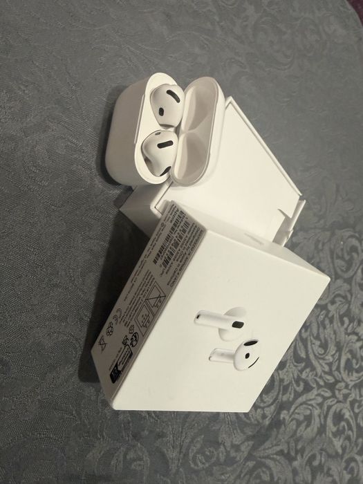 Casti apple airpods 4