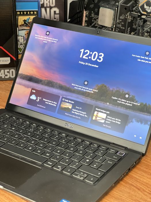 Лаптоп Dell Latitude 7320 i5-11Gen, 8GB RAM, 256GB SSD