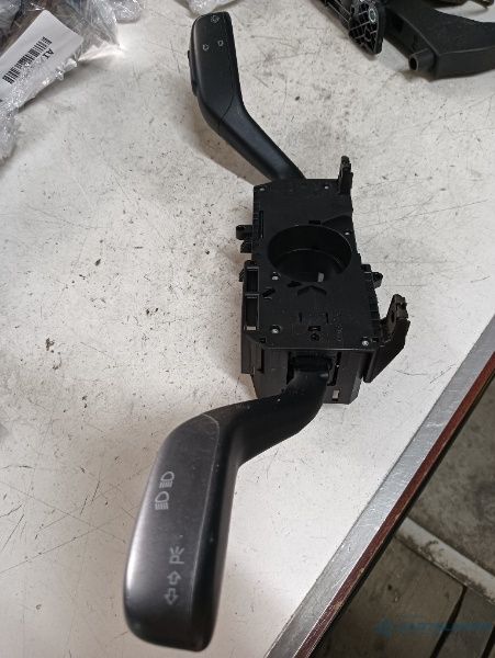 Ansamblu Manete Seat Ibiza Iv (6L1) [ 2002 - 2009 ] Oem 7H0953503Bj