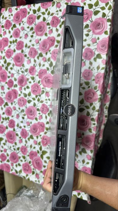 Сервер Dell PowerEdge R320 | Xeon E5-2407 | 8 ГБ ECC |