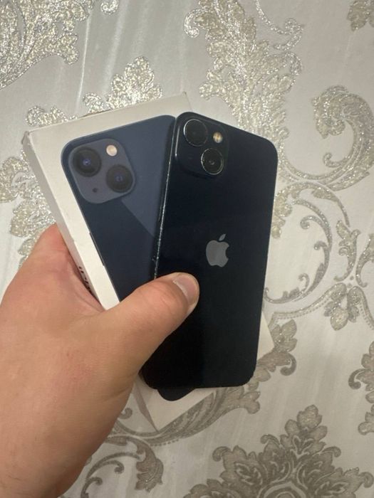 Продам Iphone 13
