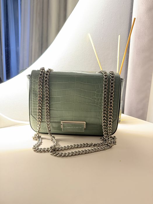 Сумка charles & Keith