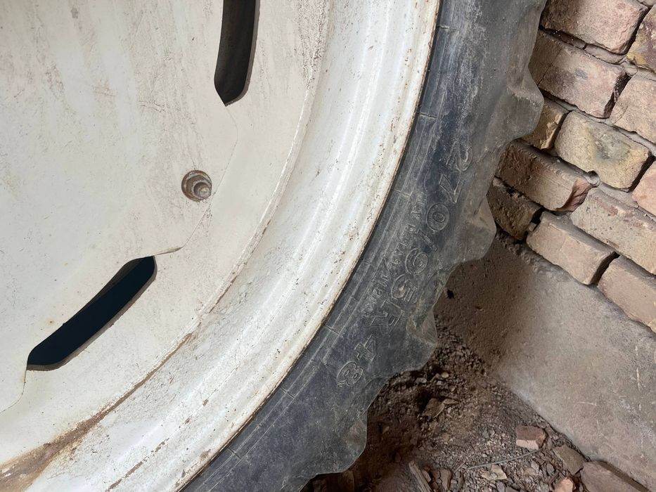 Alliance 270/95 R32 radial shina disk bilan 4 dona holati yaxshi