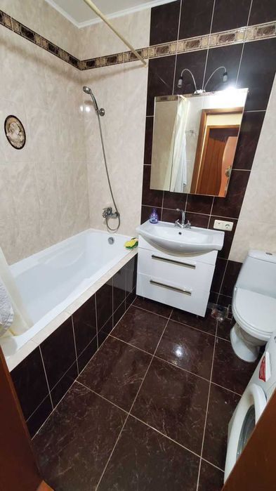 Дава се под наем Двустаен апартамент в София, Гоце Делчев - 45 кв.м за 375 € - Снимка #2