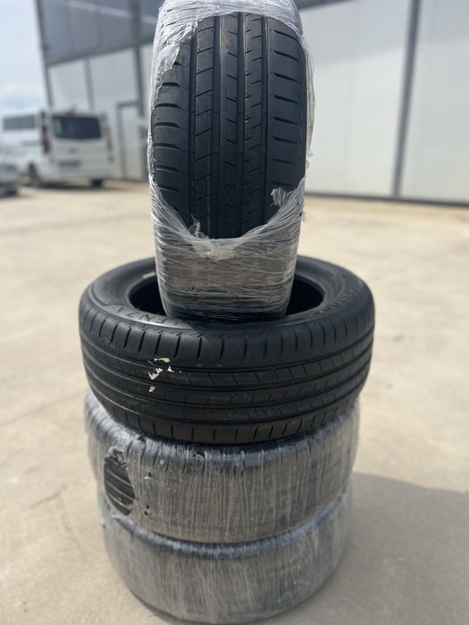 245 50 19 bridgstone Alenza RFT bmw x3