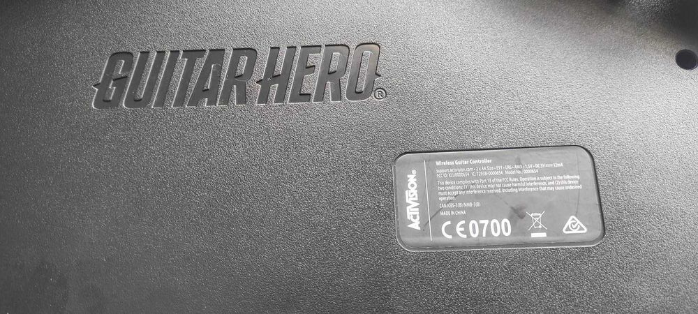 Китара - Guitar Hero Live