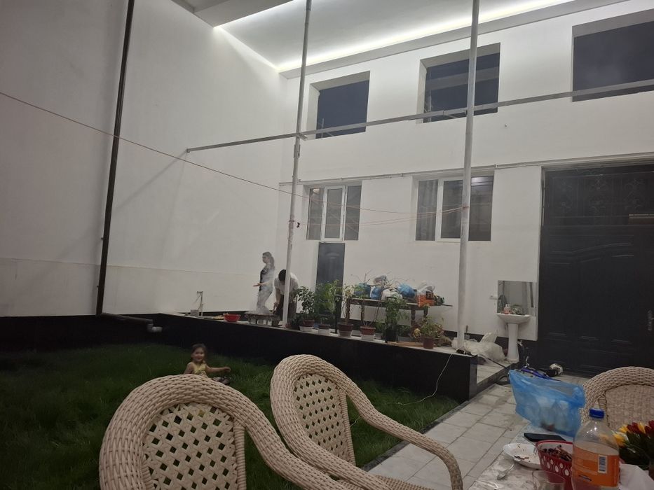 Dom pradayotsa Elitni mahalliy qoyliq 6 masif