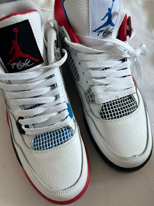 Крлссовки Nike Air Jordan 4
