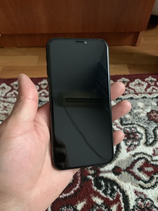 iPhone X сатылады