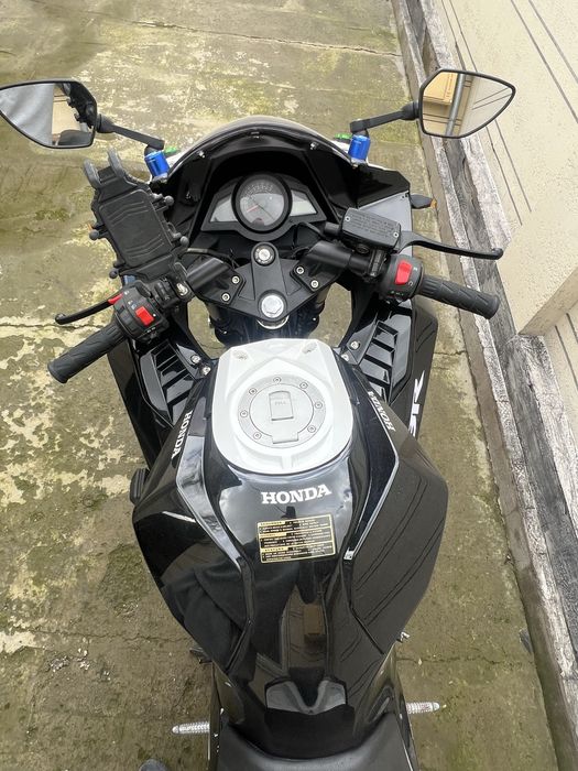 Продам мотоцикл, 400 куб почти новый