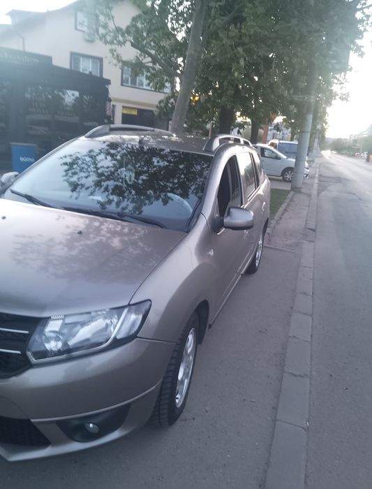 Dacia MCV De vânzare an 2014, motor 0,9 benzina gaz oglinzi electrice geamurile electric asistentă in rampă cotiera originala.