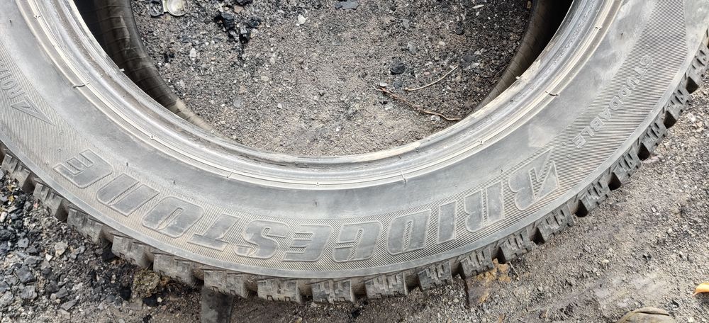 Шины зимние бричстоун