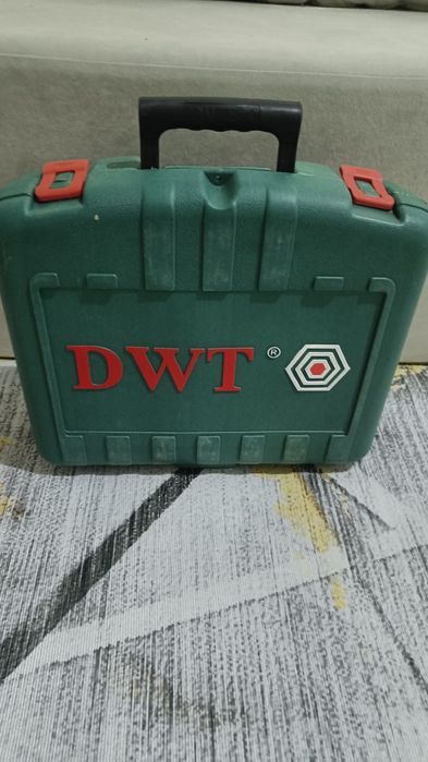 Продам шуруповерт аккумуляторный