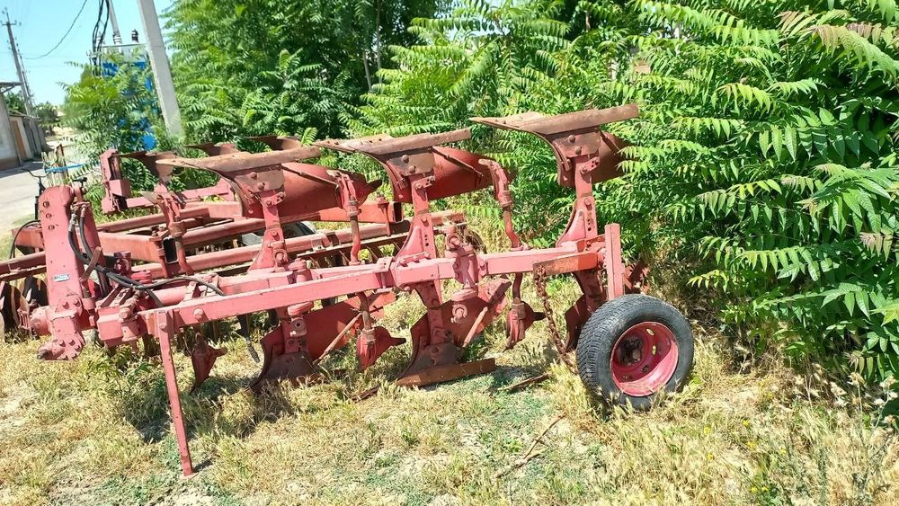 Плуг 3х рядный Европа