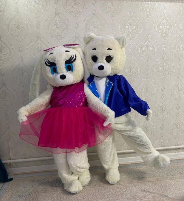 Продается ростовые и надувные куклы.