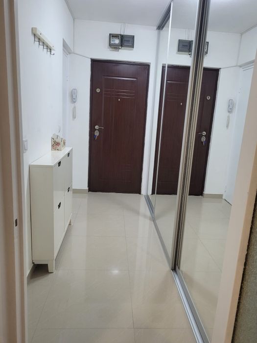 Proprietar inchiriez garsoniera cu loc de parcare ADP