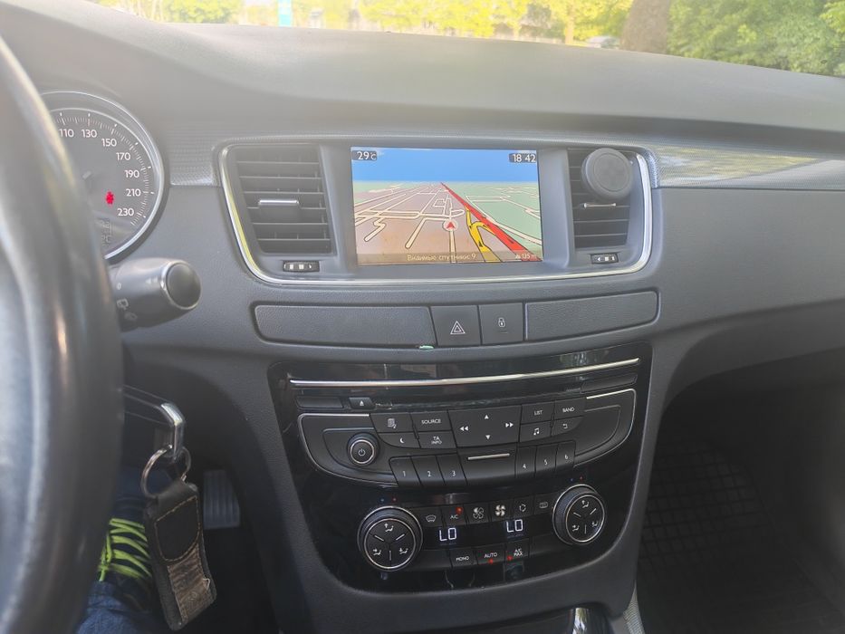 Продавам Пежо 508 1.6