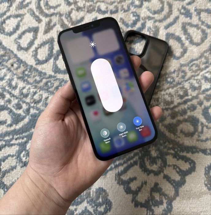 Продам айфон 12 про макс