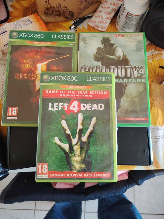 Xbox 360 raboti neznam kolko gb + left 4 death(survival pack) call of duty4 modern warfare, resident evil 5