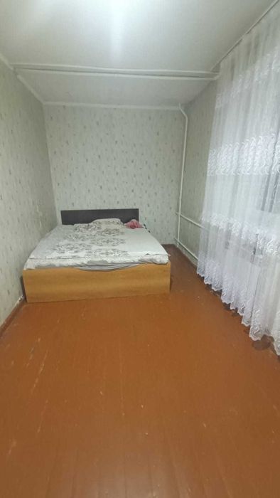 Продам 2 ком квартиру в районе кинотеатра Казахстан