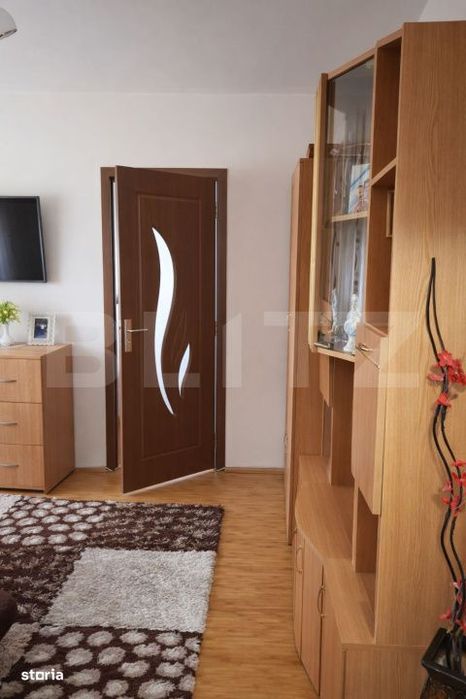 Apartament 2 camere, etaj 1, complet renovat si mobilat – gata de mu