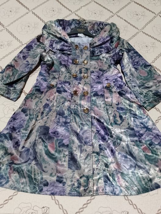 Плащ  три четверти. Плащевка.