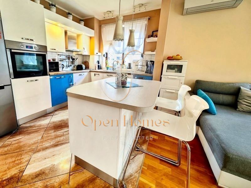 Продава се Двустаен апартамент в Пловдив, Тракия - 87 кв.м за 1558 €/кв.м - Снимка #1