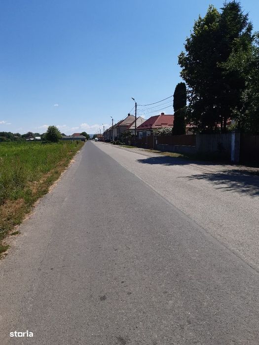 Teren intravilan construibil utilitati asfalt central Lunca Calnicului