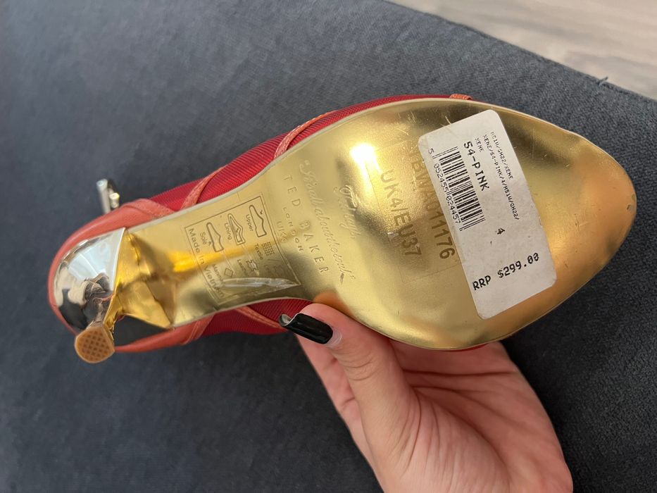 Sandale Ted Baker roșii comode